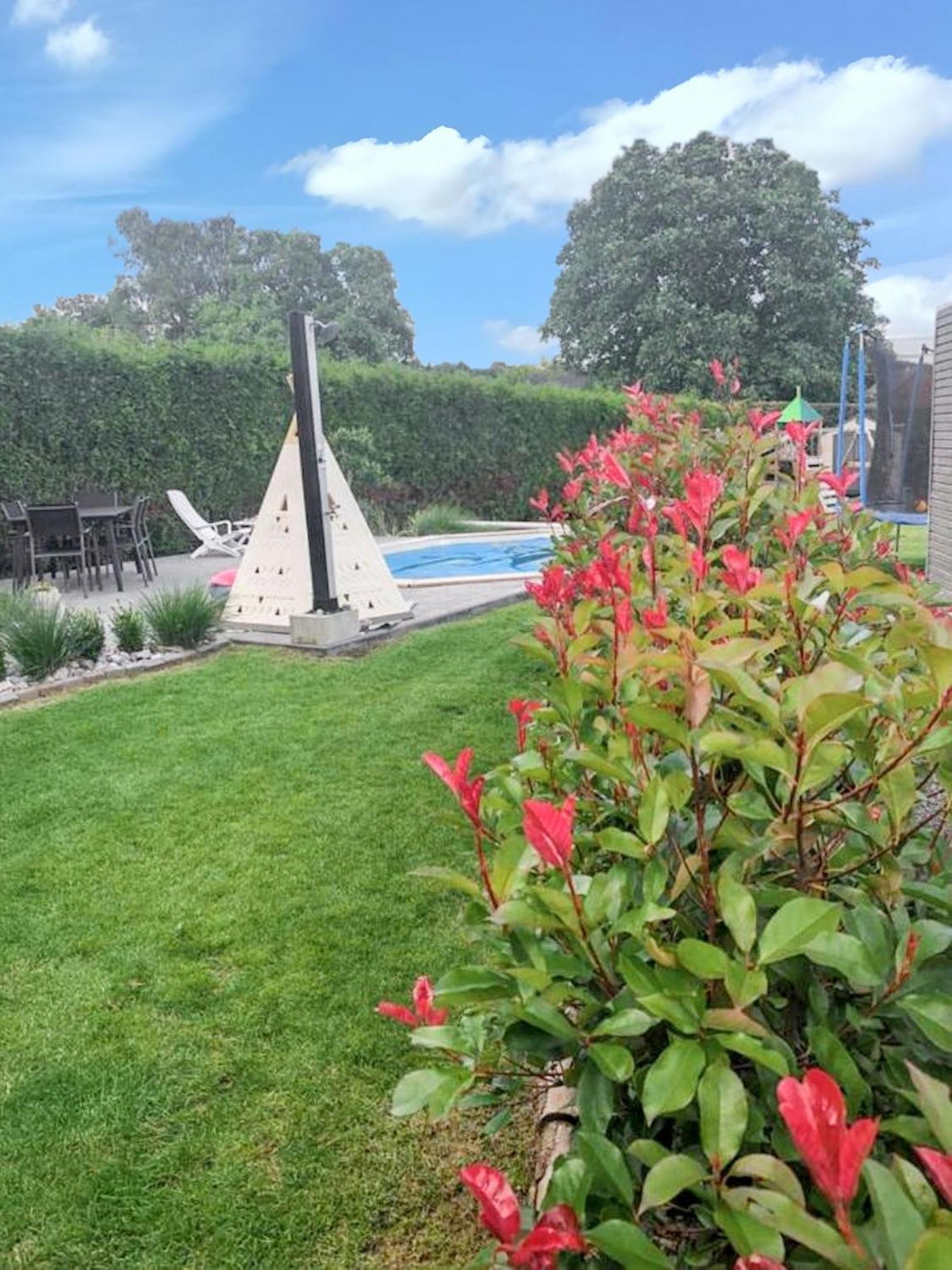 Charming House In Hamois With Shared Pool 빌라 외부 사진